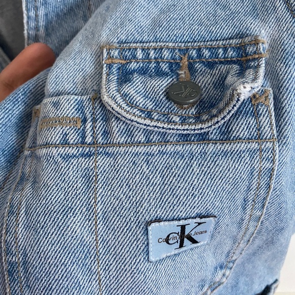 Calvin Klein Sleeveless jean jacket - Picture 2 of 3
